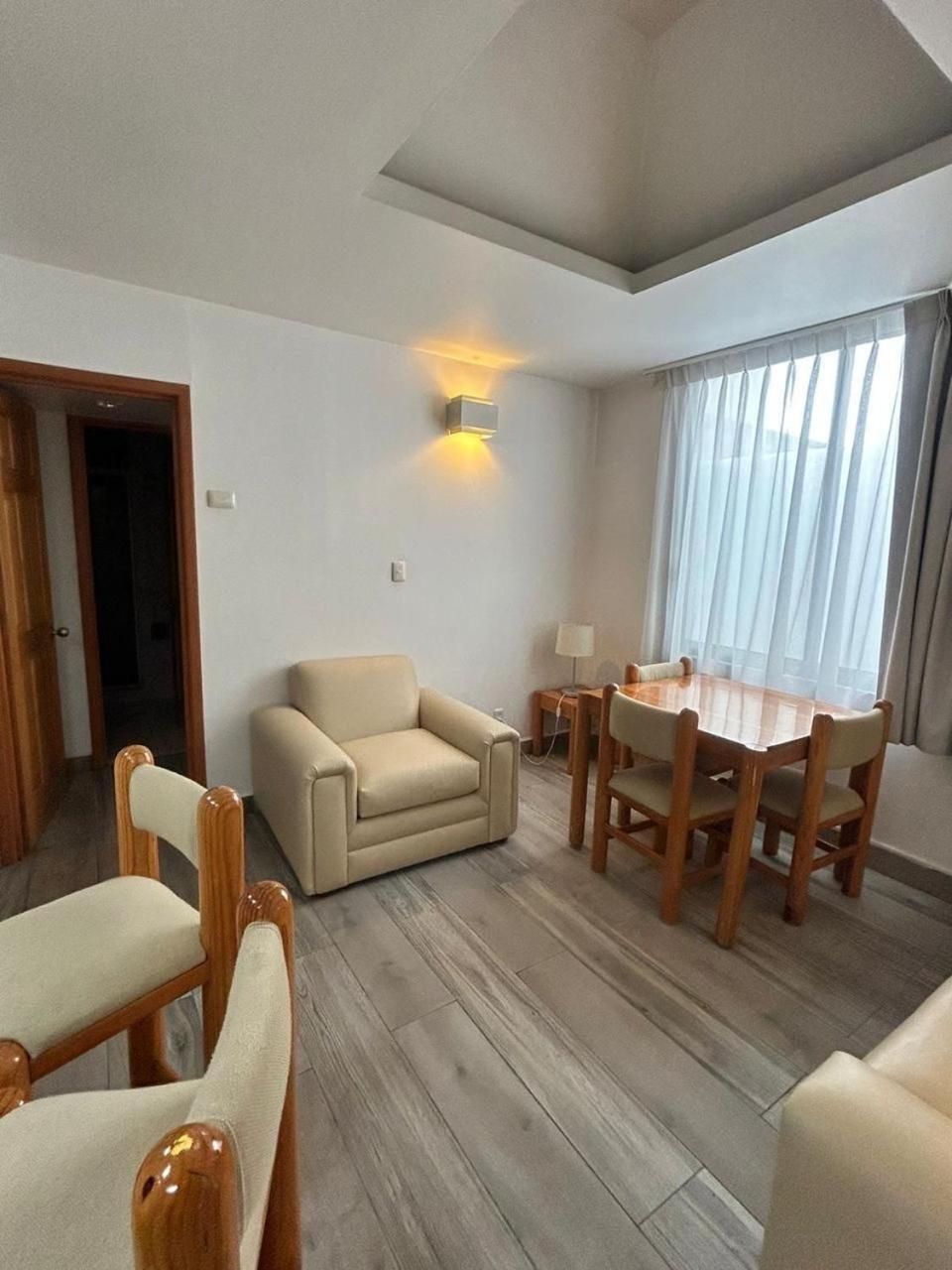 Suites Arquimedes 33 Cidade do México Exterior foto
