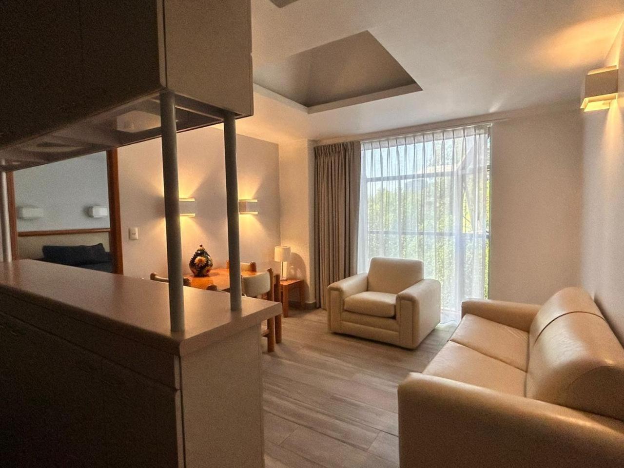 Suites Arquimedes 33 Cidade do México Exterior foto