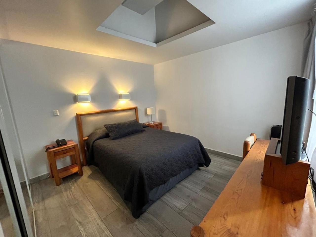 Suites Arquimedes 33 Cidade do México Exterior foto