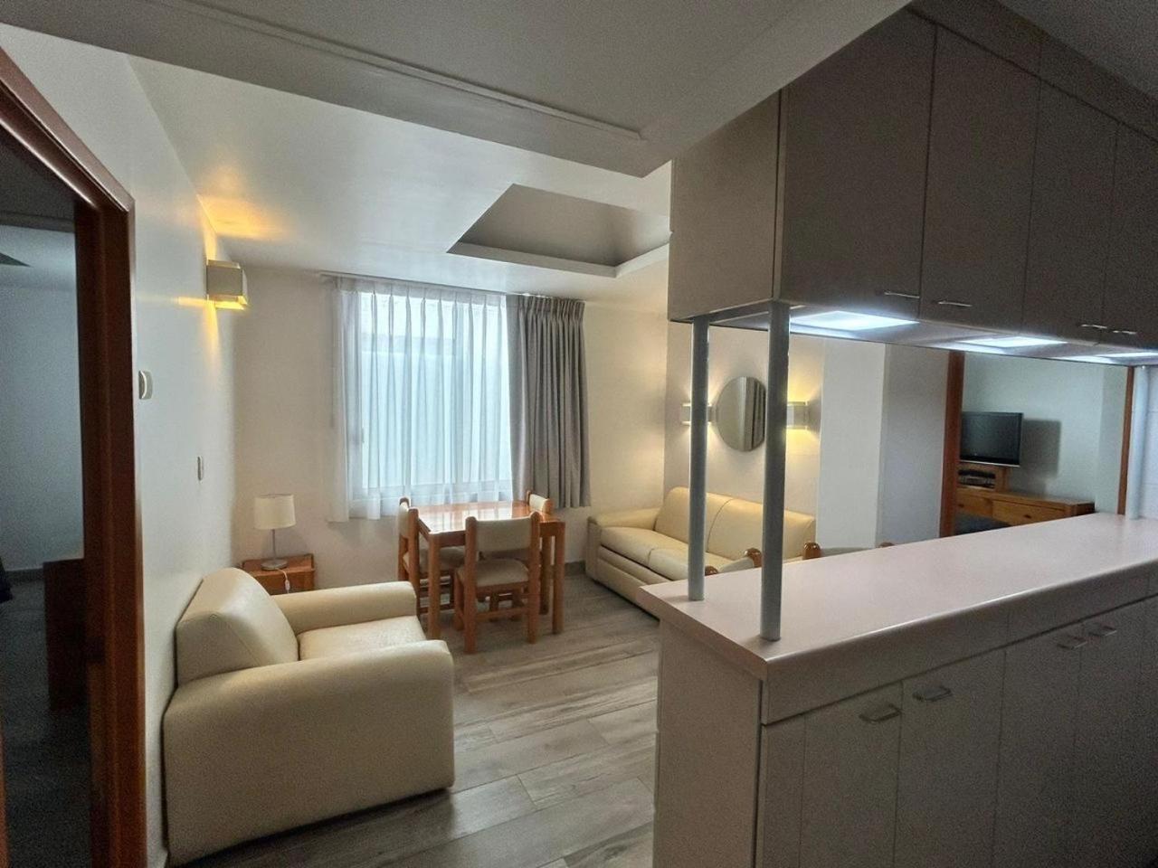 Suites Arquimedes 33 Cidade do México Exterior foto