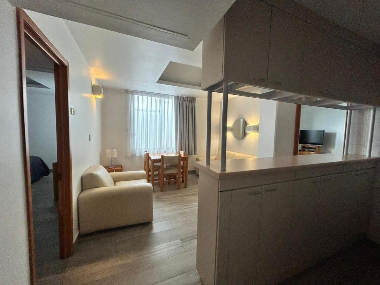 Suites Arquimedes 33 Cidade do México Exterior foto